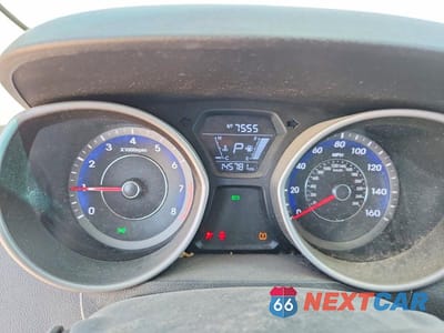 Zdjęcie 9 z 12 samochodu: 2016 HYUNDAI ELANTRA VALUE EDITION VIN:KMHDH4AE2GU505208 - miniatura