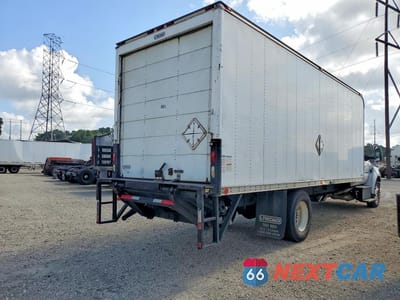 Trzecie zdjęcie samochodu z tyłu: 2017 FORD F650 VIN:1FDWF6DX2HDB07747 - miniatura