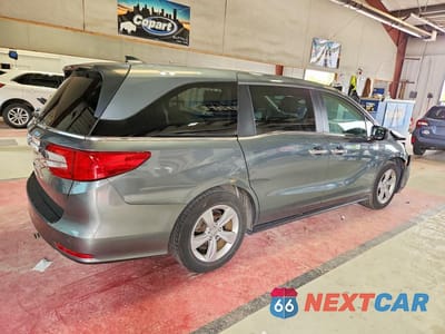 Trzecie zdjęcie samochodu z tyłu: 2020 HONDA ODYSSEY EXL VIN:5FNRL6H76LB021444 - miniatura