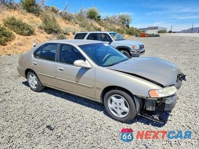 Czwarte zdjęcie samochodu z boku: 2001 NISSAN ALTIMA XE VIN:1N4DL01D81C121293 - miniatura