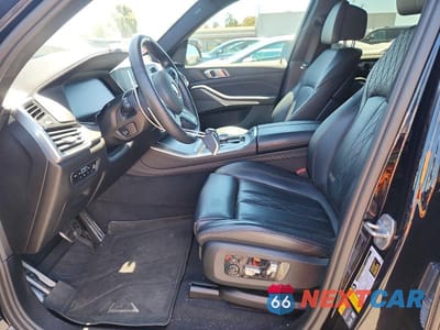 Zdjęcie 7 z 14 samochodu: 2021 BMW X5 XDRIVE45E VIN:5UXTA6C01M9D84012 - miniatura