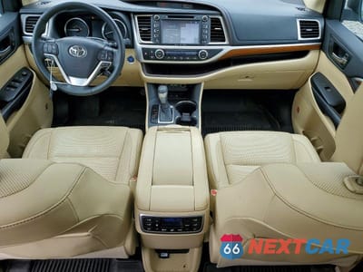 Zdjęcie 8 z 13 samochodu: 2019 TOYOTA HIGHLANDER HYBRID LIMITED PLATINUM VIN:5TDDGRFH5KS056322 - miniatura