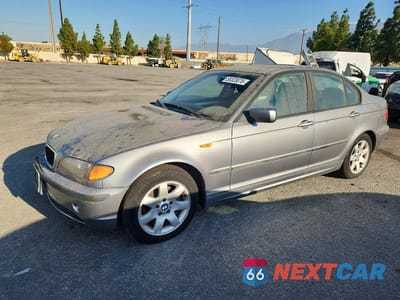 2003 BMW 325 I WBAEV33433KR24008 - główne zdjęcie licytacji z USA - miniatura