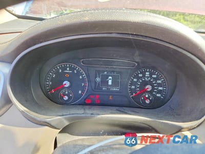 Zdjęcie 9 z 13 samochodu: 2016 KIA SORENTO EX VIN:5XYPHDA50GG132866 - miniatura