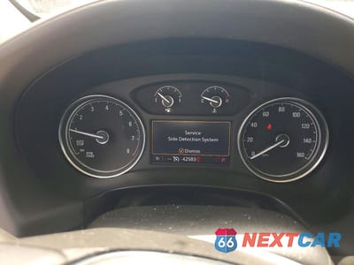 Zdjęcie 9 z 12 samochodu: 2022 BUICK ENCLAVE ESSENCE VIN:5GAEVAKW1NJ130824 - miniatura