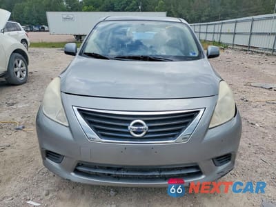 Piąte zdjęcie samochodu w środku: 2014 NISSAN VERSA 1.6 SV VIN:3N1CN7AP5EK457053 - miniatura