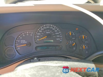 Zdjęcie 9 z 12 samochodu: 2003 GMC NEW SIERRA C1500 VIN:2GTEC19TX31353256 - miniatura