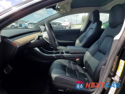 Zdjęcie 7 z 12 samochodu: 2019 TESLA MODEL 3 VIN:5YJ3E1EAXKF416096 - miniatura