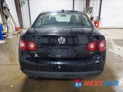 Zdjęcie 6 z 12 samochodu: 2010 VOLKSWAGEN JETTA SE VIN:3VWRZ7AJ9AM065129 - miniatura