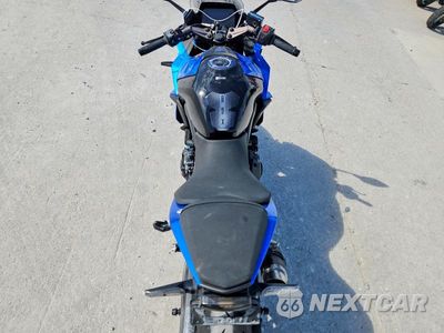 Zdjęcie 6 z 9 samochodu: 2024 SUZUKI GSX800 F VIN:JS1EM13B1R7102242 - miniatura