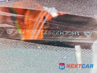 Zdjęcie 12 z 12 samochodu: 2003 HONDA CIVIC LX VIN:1HGEM22573L006137 - miniatura