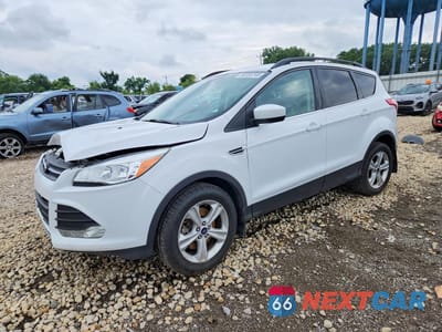2016 FORD ESCAPE SE 1FMCU9GX5GUB70572 - główne zdjęcie licytacji z USA - miniatura