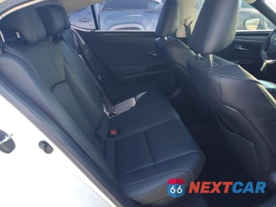 Zdjęcie 10 z 13 samochodu: 2025 LEXUS ES 300H BASE VIN:58ADA1C12SU063898 - miniatura
