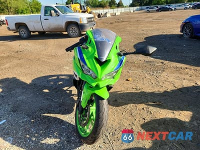 Drugie zdjęcie samochodu z przodu: 2024 KAWASAKI ZX400 S VIN:ML5ZXCS12RDA28170 - miniatura
