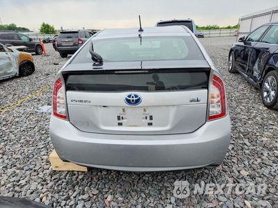 Zdjęcie 6 z 12 samochodu: 2014 TOYOTA PRIUS THREE VIN:JTDKN3DU9E0374302 - miniatura