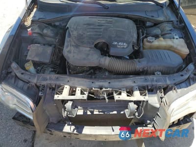 Zdjęcie 11 z 12 samochodu: 2019 CHRYSLER 300 TOURING VIN:2C3CCAAG3KH547952 - miniatura