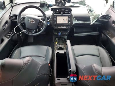 Zdjęcie 8 z 13 samochodu: 2020 TOYOTA PRIUS XLE VIN:JTDKARFU4L3115787 - miniatura