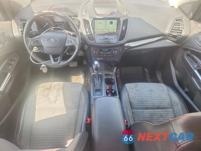 Zdjęcie 8 z 12 samochodu: 2019 FORD ESCAPE SE VIN:1FMCU9GD1KUA51688 - miniatura
