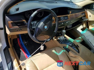 Zdjęcie 8 z 12 samochodu: 2007 BMW 525 I VIN:WBANE53547CW64044 - miniatura