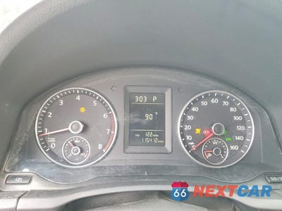 Zdjęcie 9 z 12 samochodu: 2010 VOLKSWAGEN JETTA SE VIN:3VWRZ7AJ4AM159001 - miniatura
