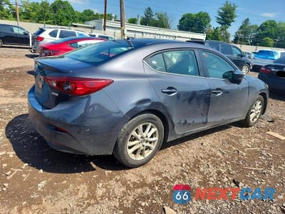 Trzecie zdjęcie samochodu z tyłu: 2015 MAZDA 3 GRAND TOURING VIN:3MZBM1W76FM197170 - miniatura