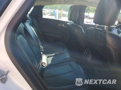 Zdjęcie 10 z 13 samochodu: 2015 CHRYSLER 200 C VIN:1C3CCCCG0FN647061 - miniatura
