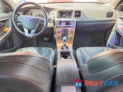 Zdjęcie 8 z 12 samochodu: 2016 VOLVO S60 PREMIER VIN:LYV402FK6GB100090 - miniatura
