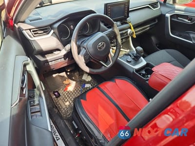 Zdjęcie 8 z 13 samochodu: 2021 TOYOTA RAV4 XLE VIN:2T3RWRFV9MW107319 - miniatura