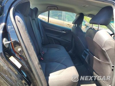 Zdjęcie 10 z 12 samochodu: 2019 TOYOTA CAMRY LE VIN:4T1B11HK7KU202567 - miniatura