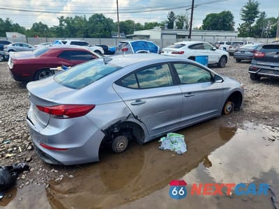 Trzecie zdjęcie samochodu z tyłu: 2017 HYUNDAI ELANTRA SE VIN:5NPD84LFXHH091892 - miniatura