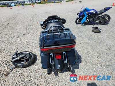 Czwarte zdjęcie samochodu z boku: 2021 HARLEY-DAVIDSON FLHTK VIN:1HD1KNF19MB635027 - miniatura