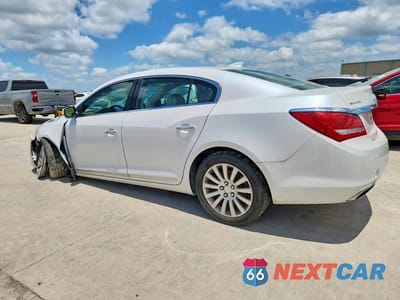 Drugie zdjęcie samochodu z przodu: 2015 BUICK LACROSSE VIN:1G4GB5G33FF328858 - miniatura
