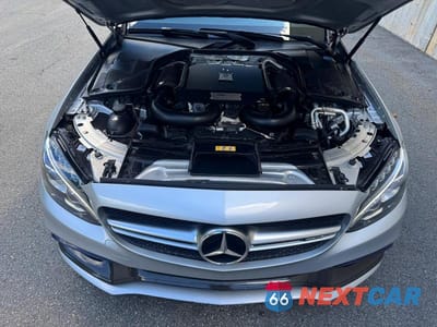Zdjęcie 7 z 14 samochodu: 2016 MERCEDES-BENZ C 63 AMG-S VIN:55SWF8HB4GU114722 - miniatura