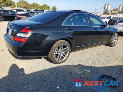 Trzecie zdjęcie samochodu z tyłu: 2008 MERCEDES-BENZ S 550 VIN:WDDNG71X78A220303 - miniatura
