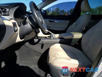 Zdjęcie 7 z 13 samochodu: 2019 INFINITI QX50 LUXE VIN:3PCAJ5M19KF108610 - miniatura