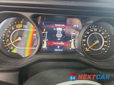 Zdjęcie 9 z 12 samochodu: 2025 JEEP WRANGLER RUBICON VIN:1C4PJXFN6SW526446 - miniatura