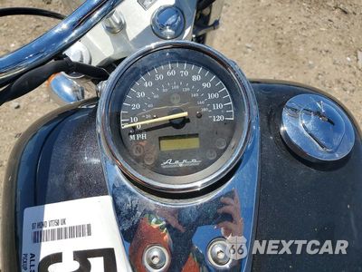Zdjęcie 7 z 9 samochodu: 2007 HONDA VT750 VIN:JH2RC50407M301571 - miniatura