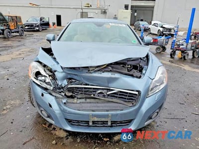 Piąte zdjęcie samochodu w środku: 2013 VOLVO C70 T5 VIN:YV1672MC7DJ141955 - miniatura