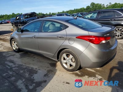 Drugie zdjęcie samochodu z przodu: 2013 HYUNDAI ELANTRA GLS VIN:5NPDH4AE2DH416457 - miniatura