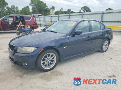 2010 BMW 328 I WBAPH7G51ANM51490 - główne zdjęcie licytacji z USA - miniatura