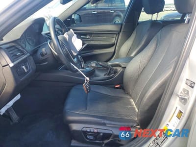 Zdjęcie 7 z 12 samochodu: 2015 BMW 328 XI VIN:WBA3B3C50FF546932 - miniatura