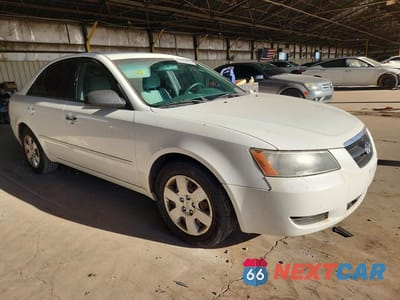 Czwarte zdjęcie samochodu z boku: 2008 HYUNDAI SONATA GLS VIN:5NPET46C08H336901 - miniatura