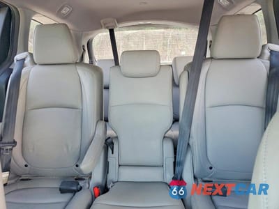 Zdjęcie 10 z 13 samochodu: 2019 HONDA ODYSSEY EXL VIN:5FNRL6H75KB073596 - miniatura