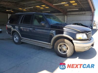 Czwarte zdjęcie samochodu z boku: 2000 FORD EXPEDITION EDDIE BAUER VIN:1FMFU18L7YLB54682 - miniatura