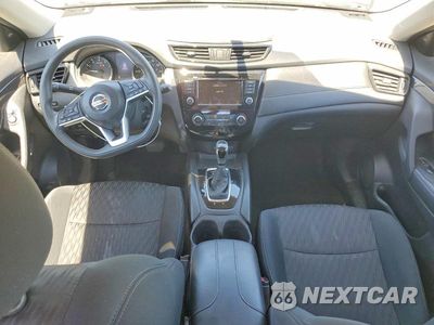 Zdjęcie 8 z 14 samochodu: 2018 NISSAN ROGUE S VIN:5N1AT2MV7JC823064 - miniatura