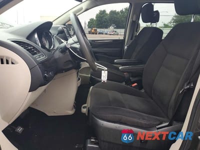 Zdjęcie 7 z 13 samochodu: 2019 DODGE GRAND CARAVAN SE VIN:2C4RDGBGXKR584320 - miniatura