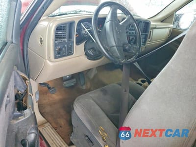 Zdjęcie 8 z 12 samochodu: 2004 GMC NEW SIERRA C1500 VIN:2GTEC19V541136538 - miniatura