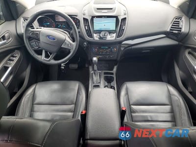 Zdjęcie 8 z 12 samochodu: 2017 FORD ESCAPE TITANIUM VIN:1FMCU9J90HUA51307 - miniatura