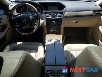 Zdjęcie 8 z 12 samochodu: 2011 MERCEDES-BENZ E 350 4MATIC VIN:WDDHF8HB9BA432854 - miniatura