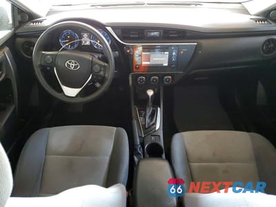 Zdjęcie 8 z 12 samochodu: 2017 TOYOTA COROLLA L VIN:5YFBURHE9HP652909 - miniatura